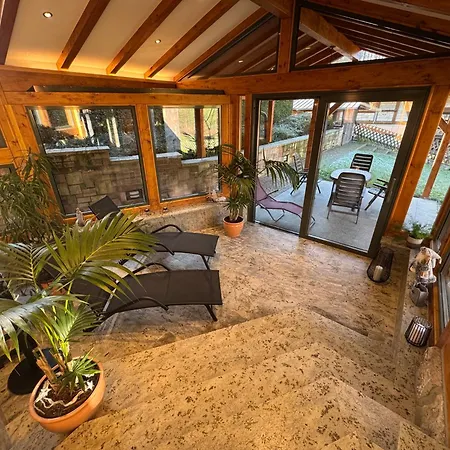 Erholung Im Wald - Mit Schwimmbad Hessles