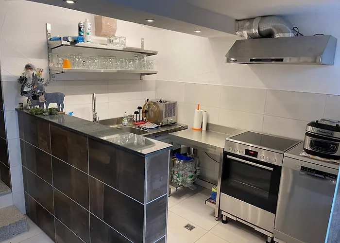 Erholung Im Wald - Mit Schwimmbad Hessles